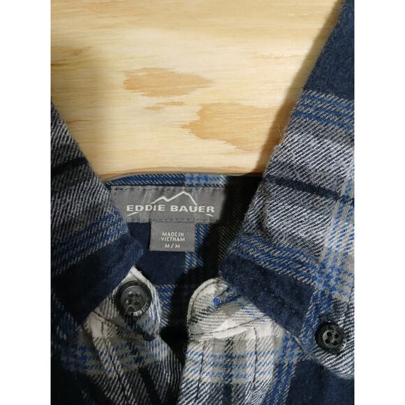 Mens Eddie Baure Plaid Flannel Size Medium - Picture 2 of 3